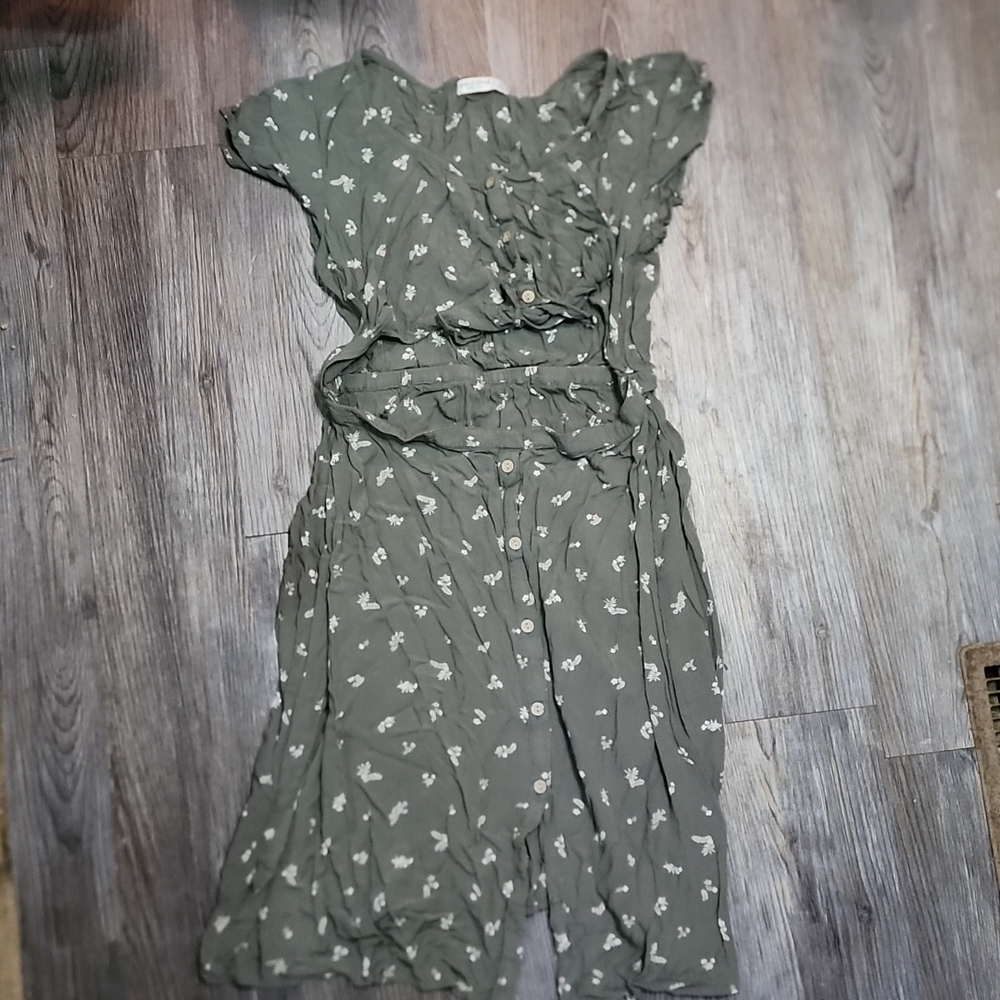 Dark green dress with cutout